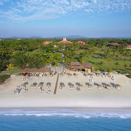Caravela Beach Resort Varca Bagian luar foto Aerial view of the beach at the Iberostar Grand Hotel Bávaro
