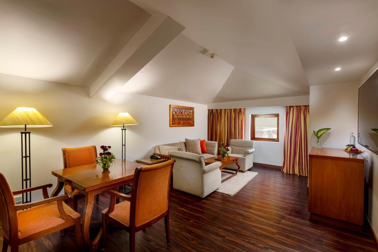 Caravela Beach Resort Varca Bagian luar foto Suite