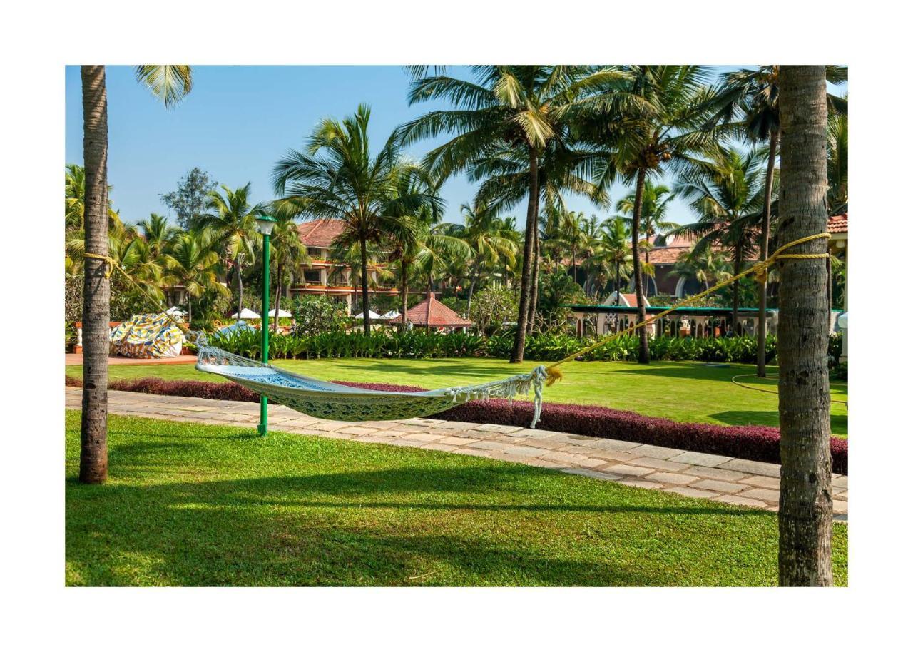 Caravela Beach Resort Varca Bagian luar foto Hammock at a resort