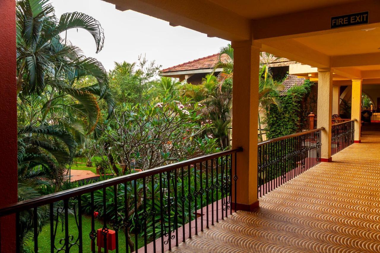 Caravela Beach Resort Varca Bagian luar foto The interior of the hotel